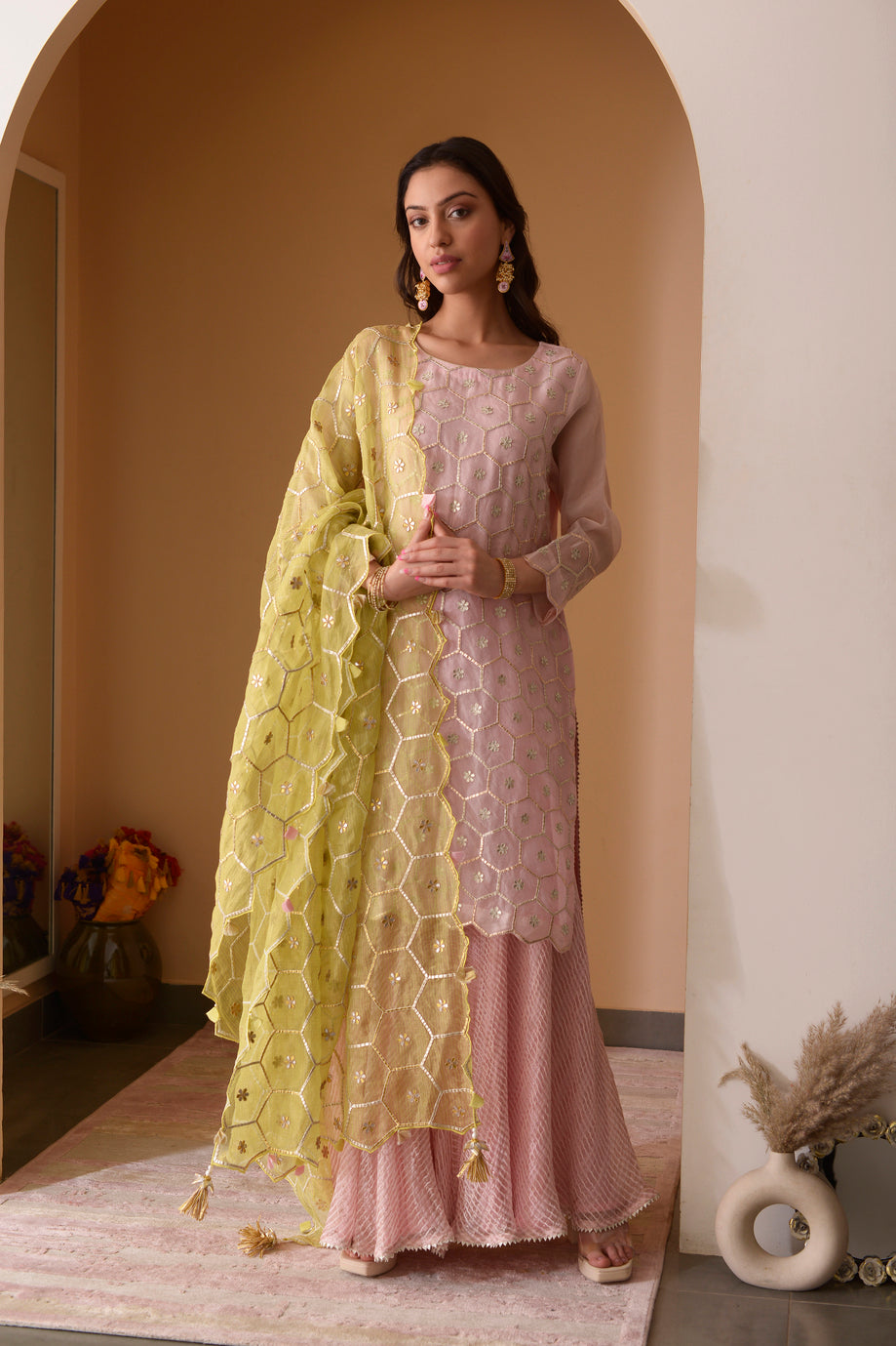 Jankia Organza Pink Kurta Set