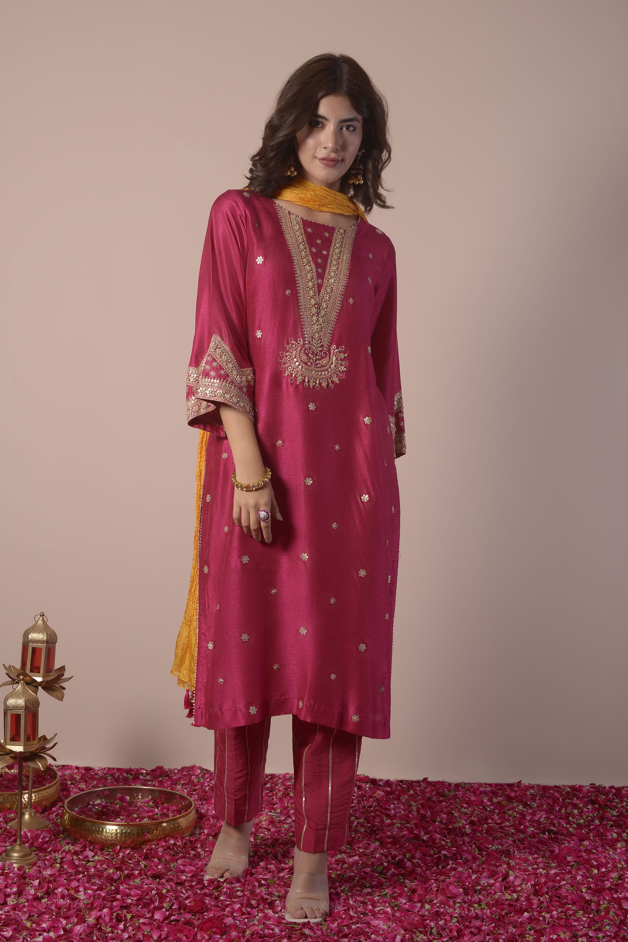Women Magenta Yoke Design Kurti Set