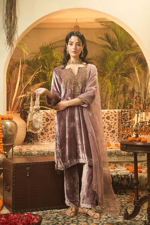Mauve Velvet Embroidered Kurta Set