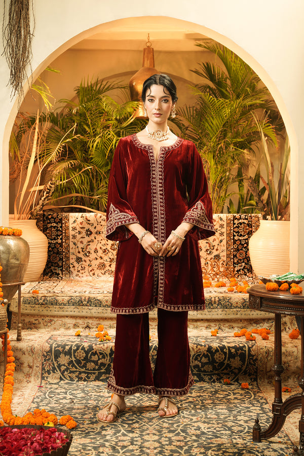Vintage Maroon Velvet Zari Kurta Set